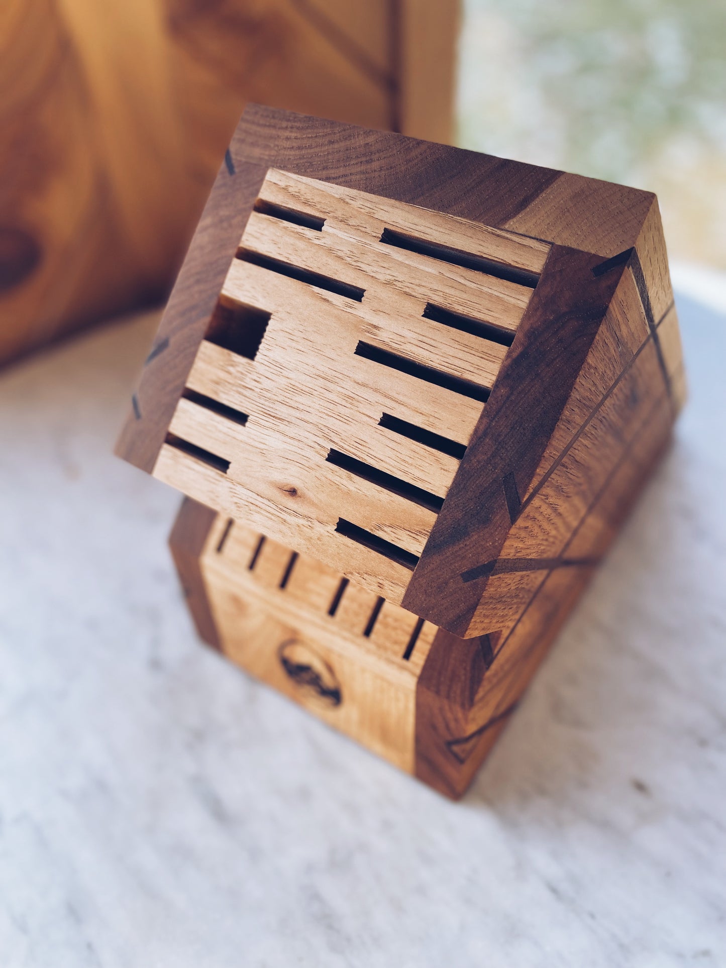 Knife Block in Hickory and Walnut Plaid